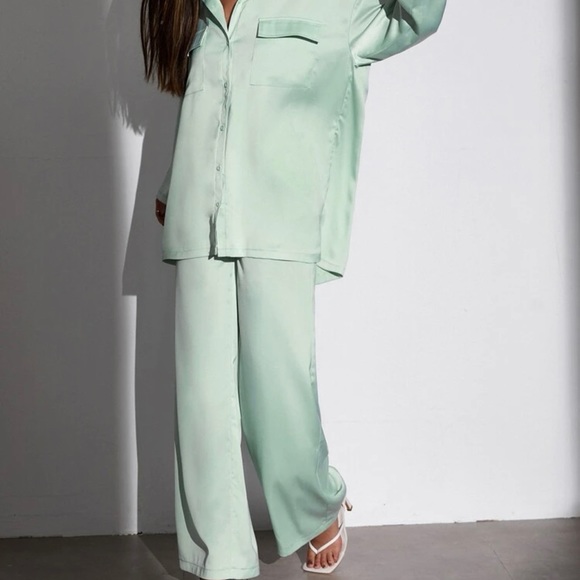 (M) size 6 Drop shoulder flap pocket blouse & pants set - Picture 7 of 13